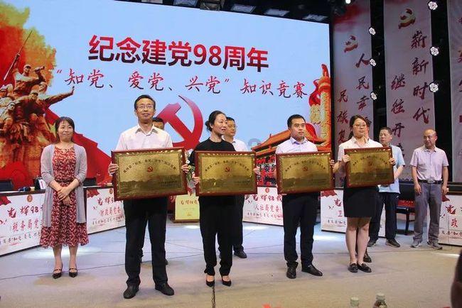 为什么现在有一些初高中的女孩子越来越不爱惜自己的身体？